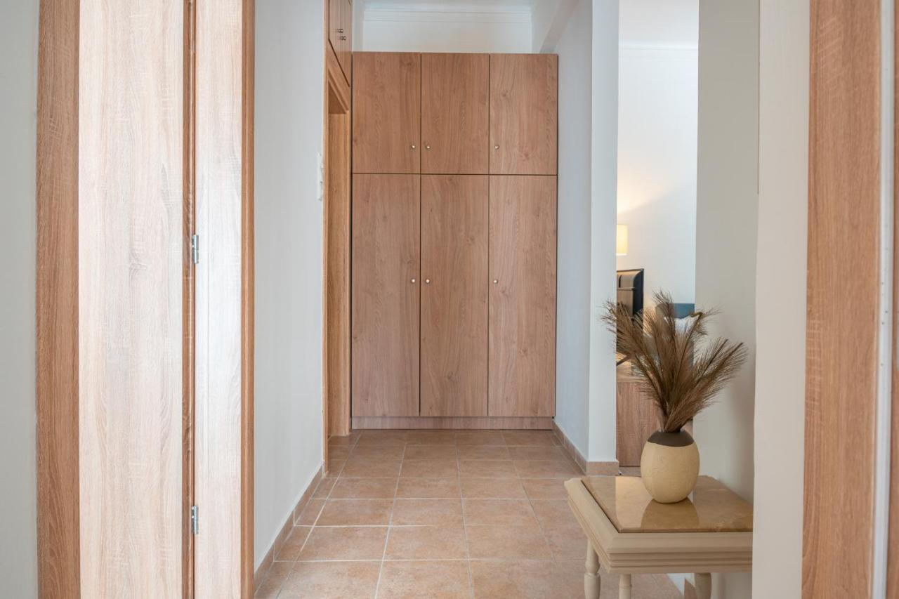 Stylish Central Renovated Apartment Heraklion  Luaran gambar