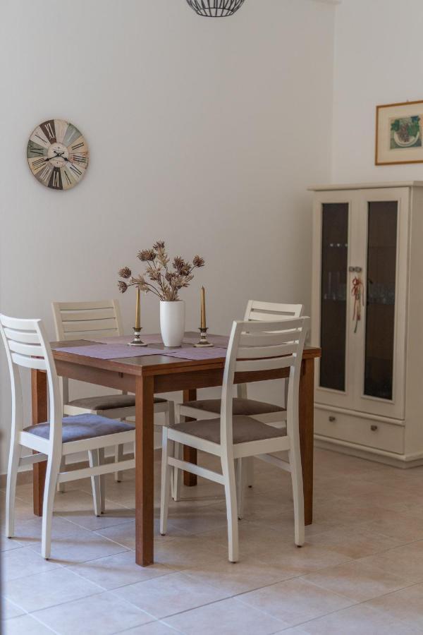 Stylish Central Renovated Apartment Heraklion  Luaran gambar