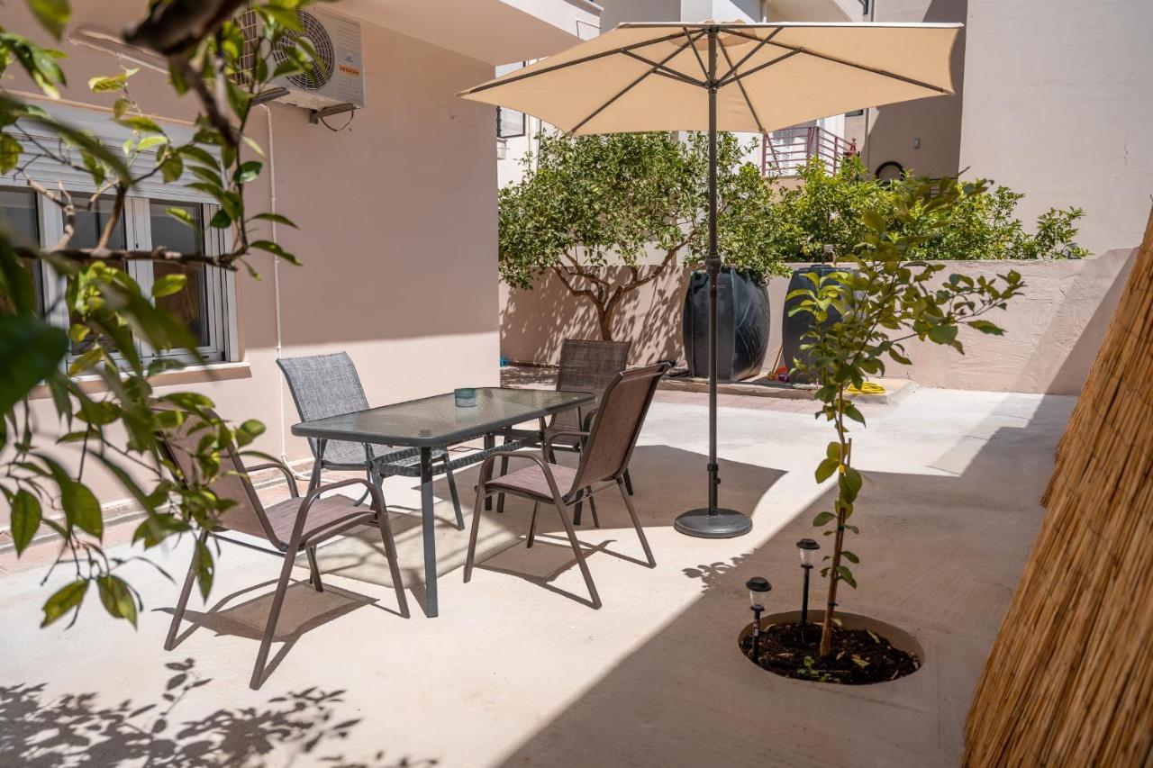 Stylish Central Renovated Apartment Heraklion  Luaran gambar