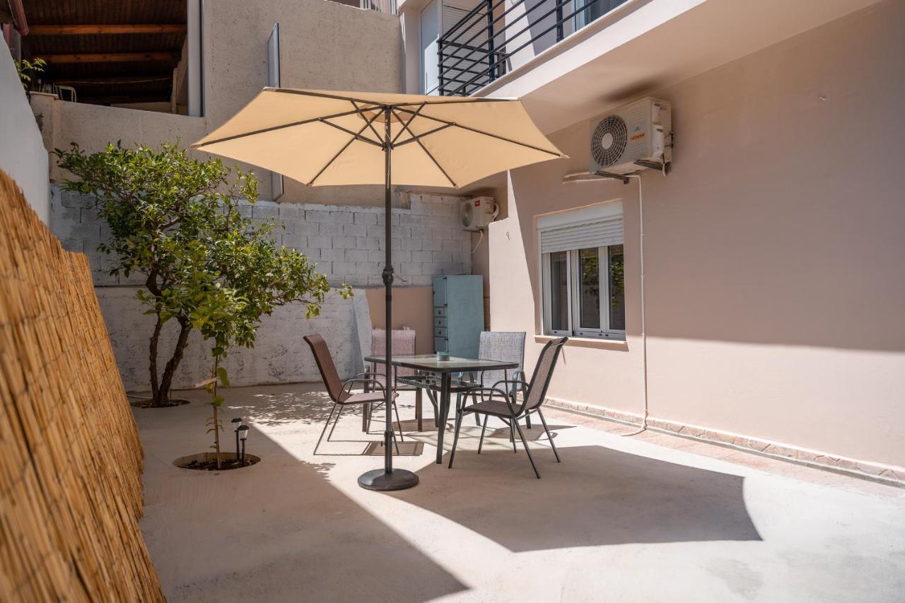 Stylish Central Renovated Apartment Heraklion  Luaran gambar